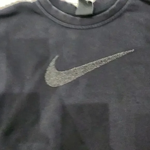 Nike black women's size xs crewneck cropped sweatshirt - Picture 6 of 8